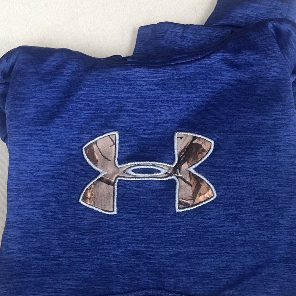Boys size L under armor hoodie